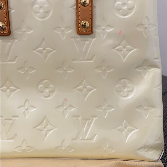 Louis Vuitton Vernis Reade PM - Picture 8 of 10